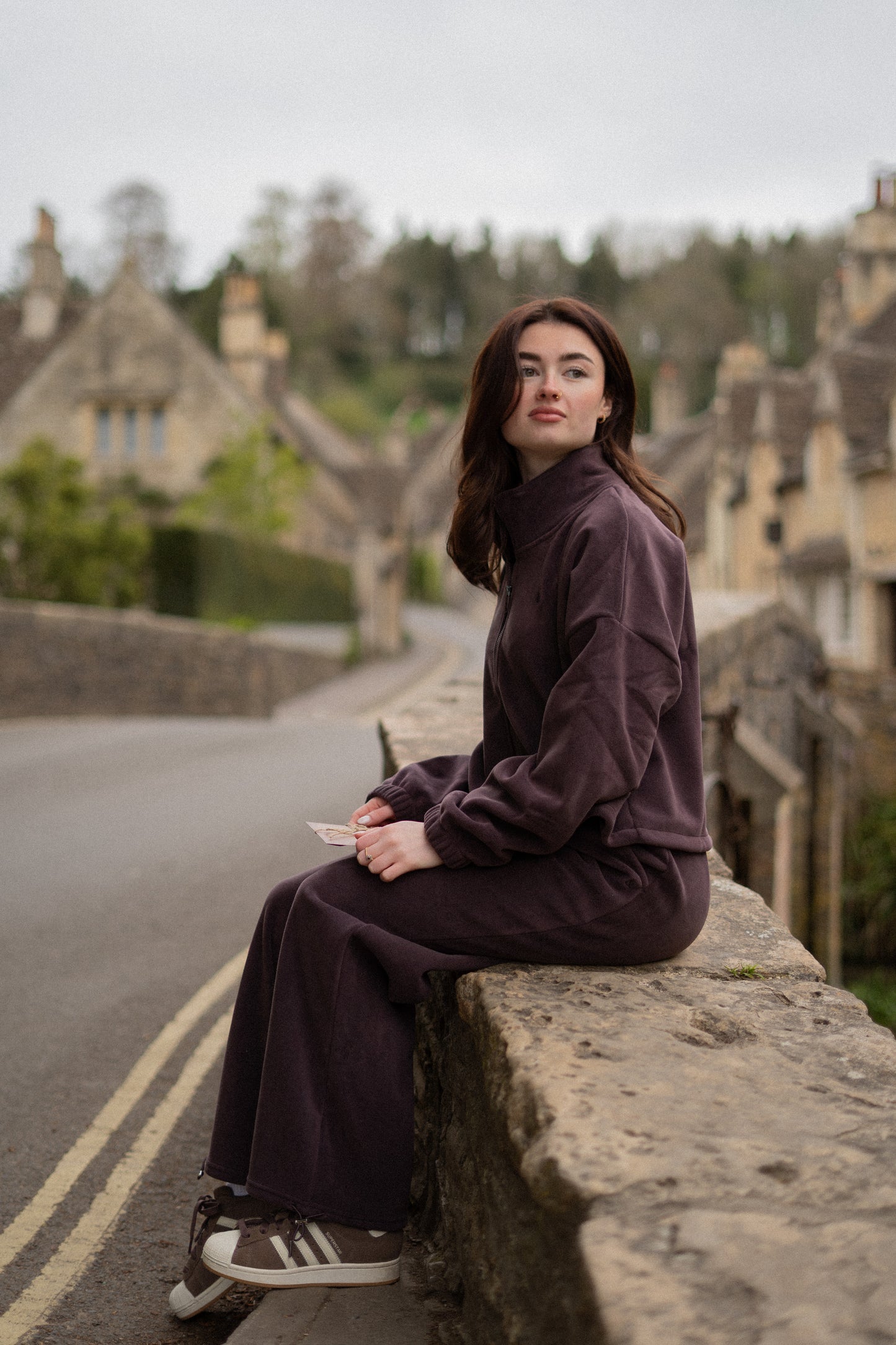 The Cotswold Edit - Auburn - The Joggers
